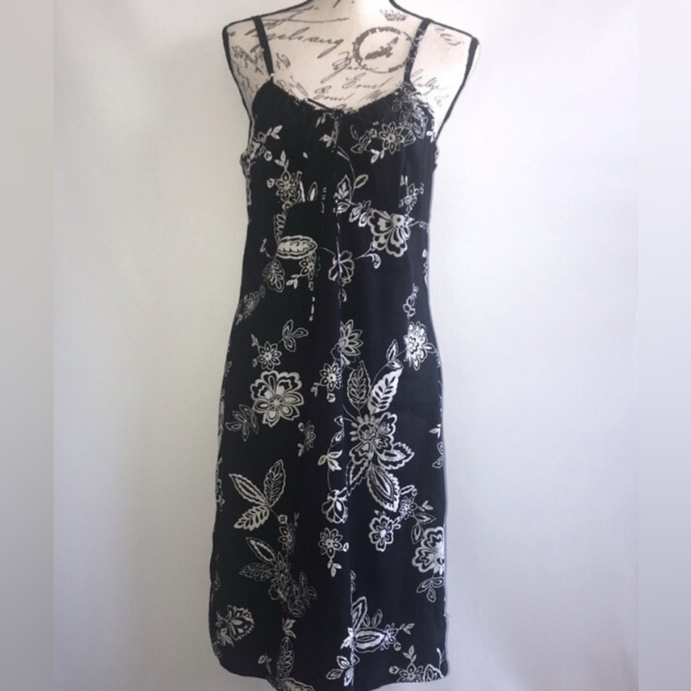 New York & Company Black Floral Midi Dress – Size 10